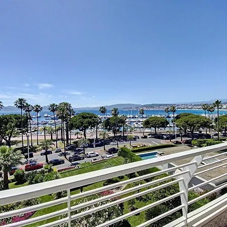 Perle Rare Cannes Croisette Vue Mer Parking 4P Apartment