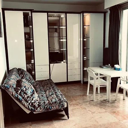 Apartment Perle Rare Cannes Croisette Vue Mer Parking 4P
